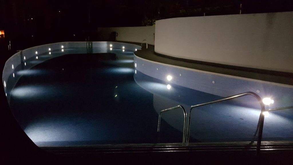 luces piscina inalambricas